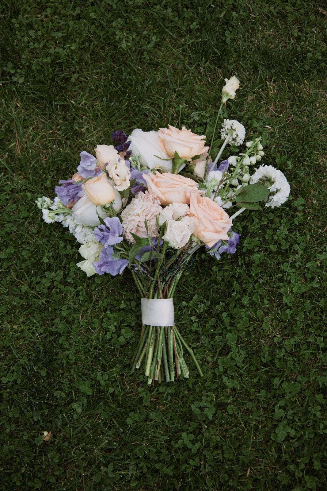 Bridal bouquet on green moss